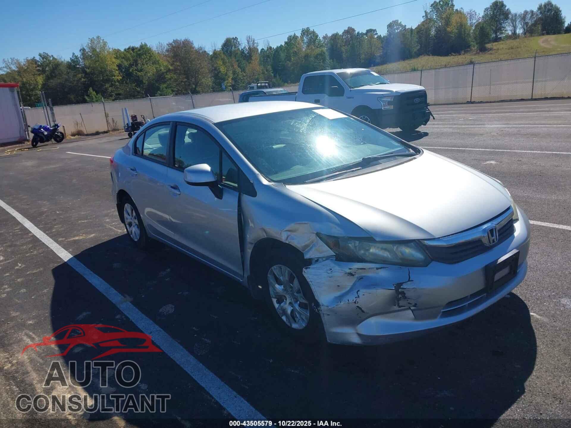 HONDA CIVIC 2012 - 2HGFB2F55CH608455