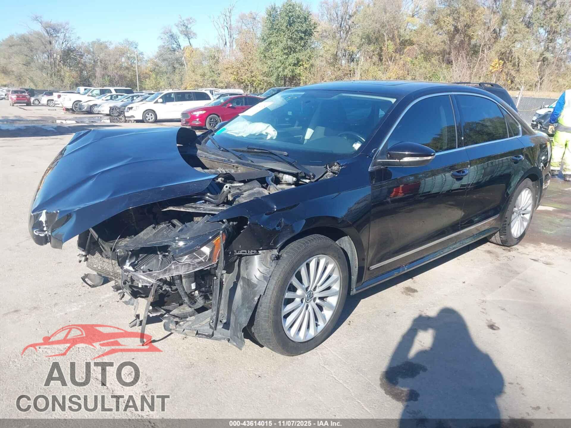 VOLKSWAGEN PASSAT 2017 - 1VWBT7A34HC054913