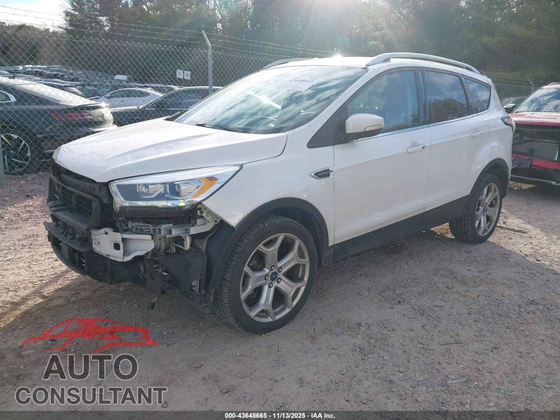 FORD ESCAPE 2018 - 1FMCU9J93JUD48013