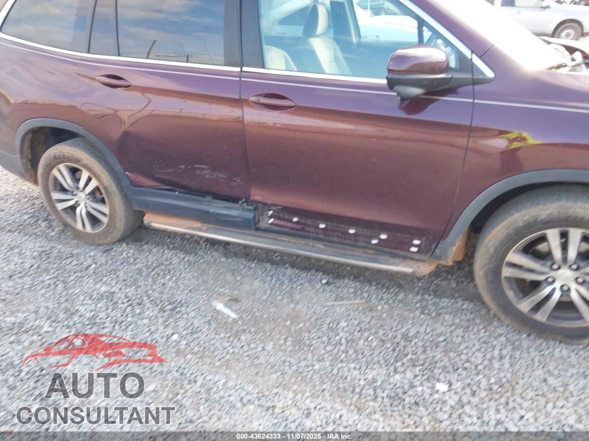 HONDA PILOT 2017 - 5FNYF6H30HB084045