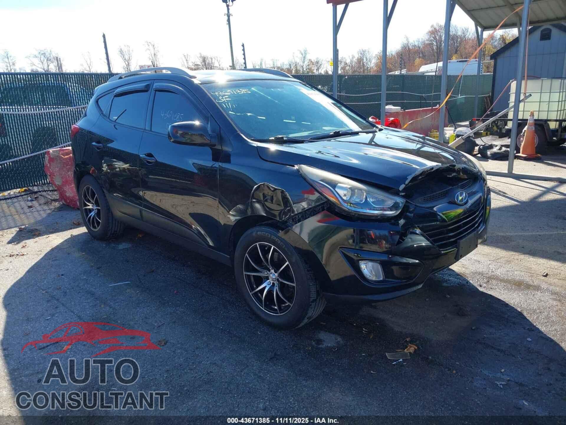 HYUNDAI TUCSON 2015 - KM8JUCAG9FU077677