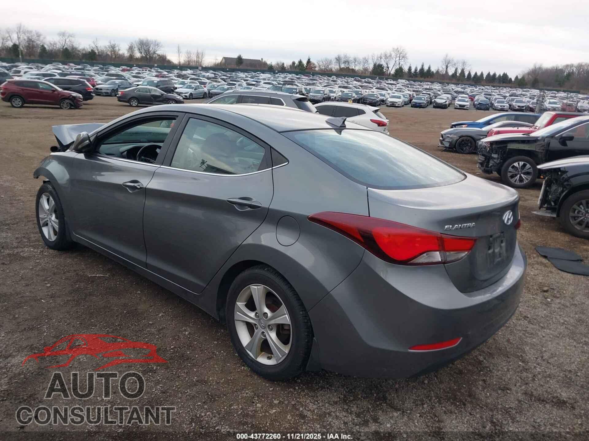 HYUNDAI ELANTRA 2016 - KMHDH4AE1GU573323
