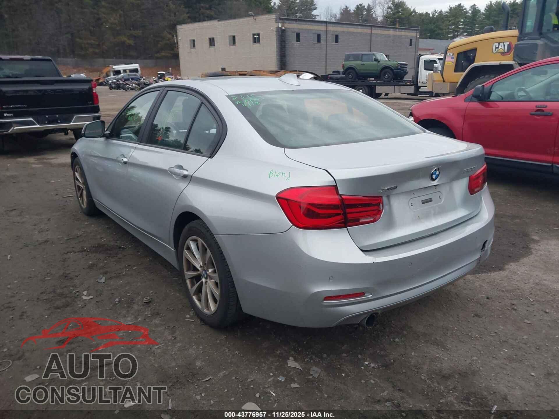 BMW 320I 2017 - WBA8E5G30HNU45349
