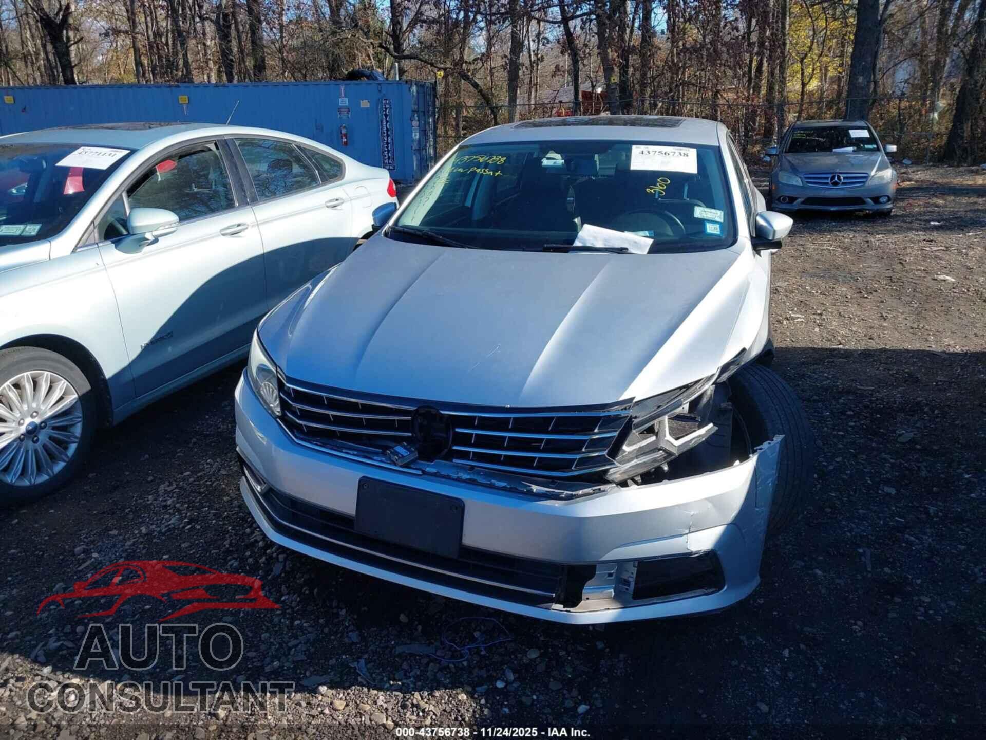 VOLKSWAGEN PASSAT 2018 - 1VWBA7A32JC018116