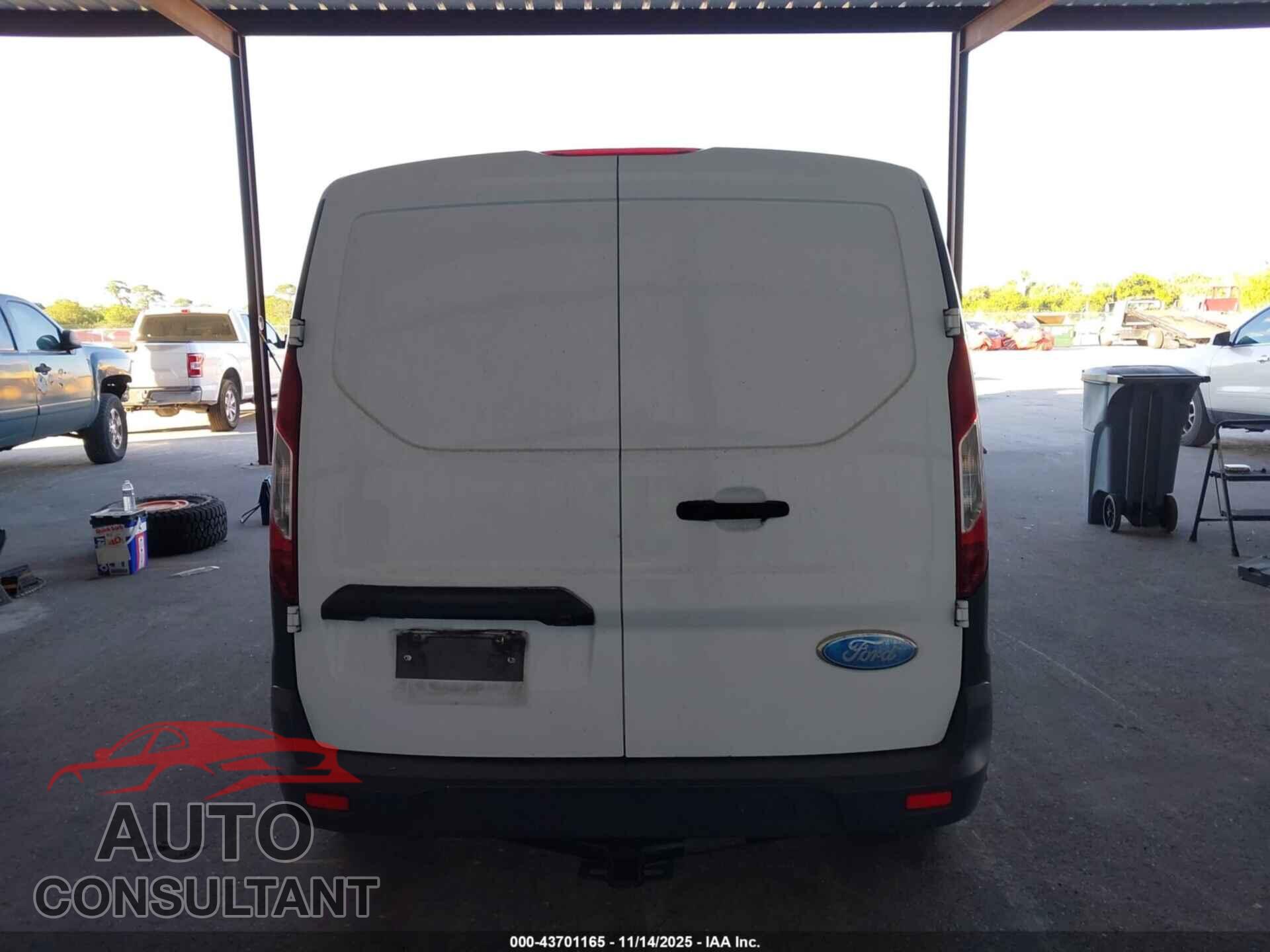 FORD TRANSIT CONNECT 2017 - NM0LS7E79H1336531