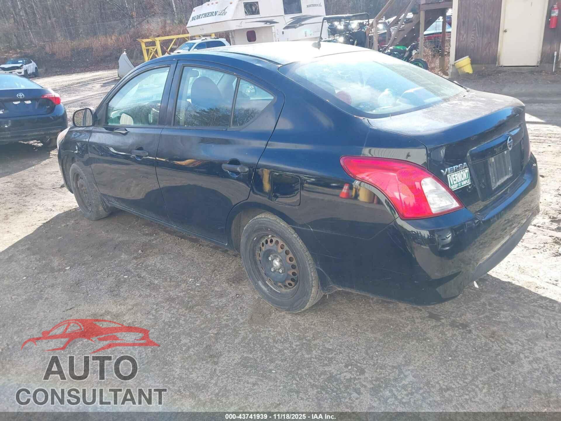 NISSAN VERSA 2015 - 3N1CN7AP9FL802919