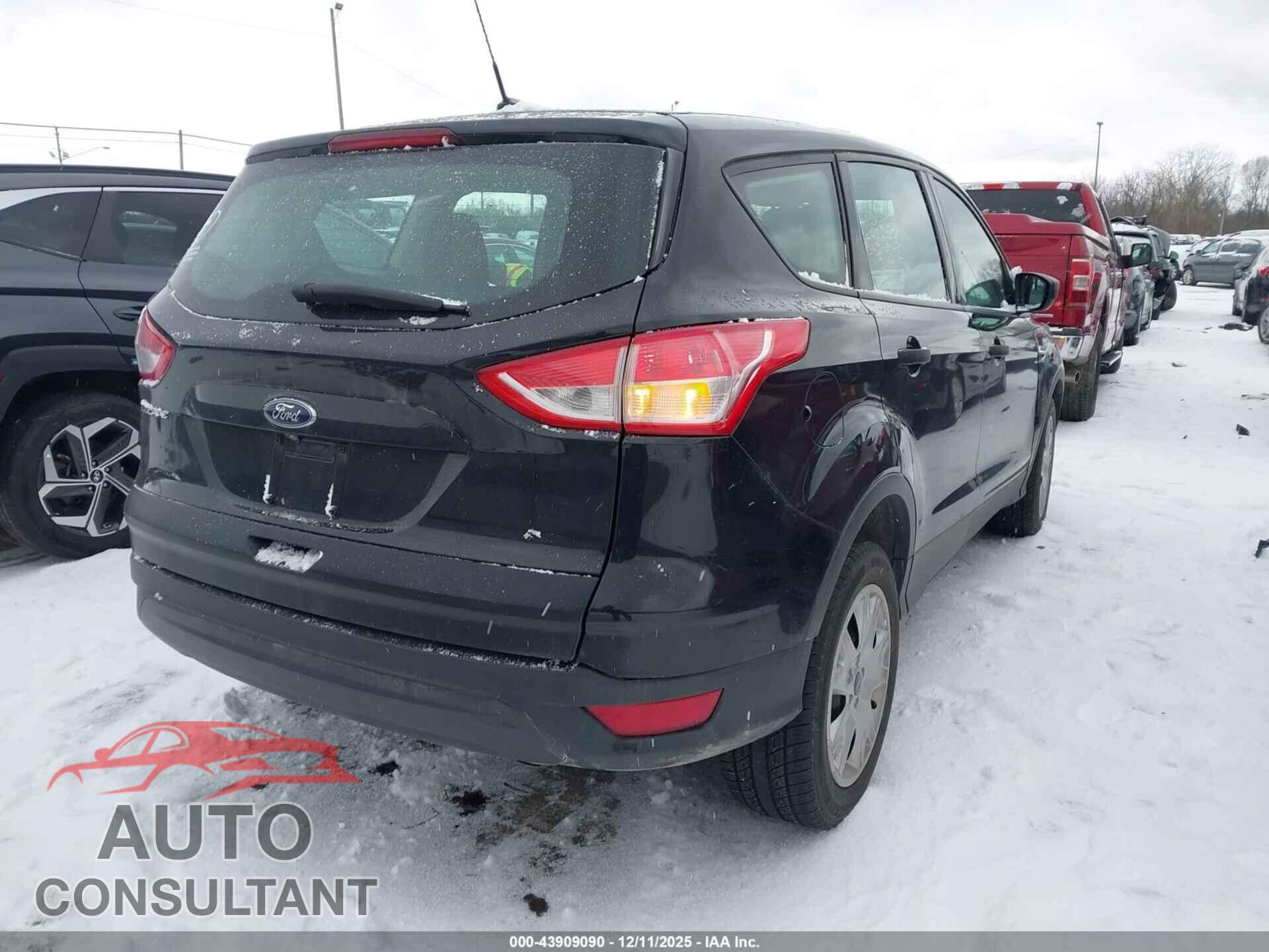 FORD ESCAPE 2015 - 1FMCU0F71FUA06134