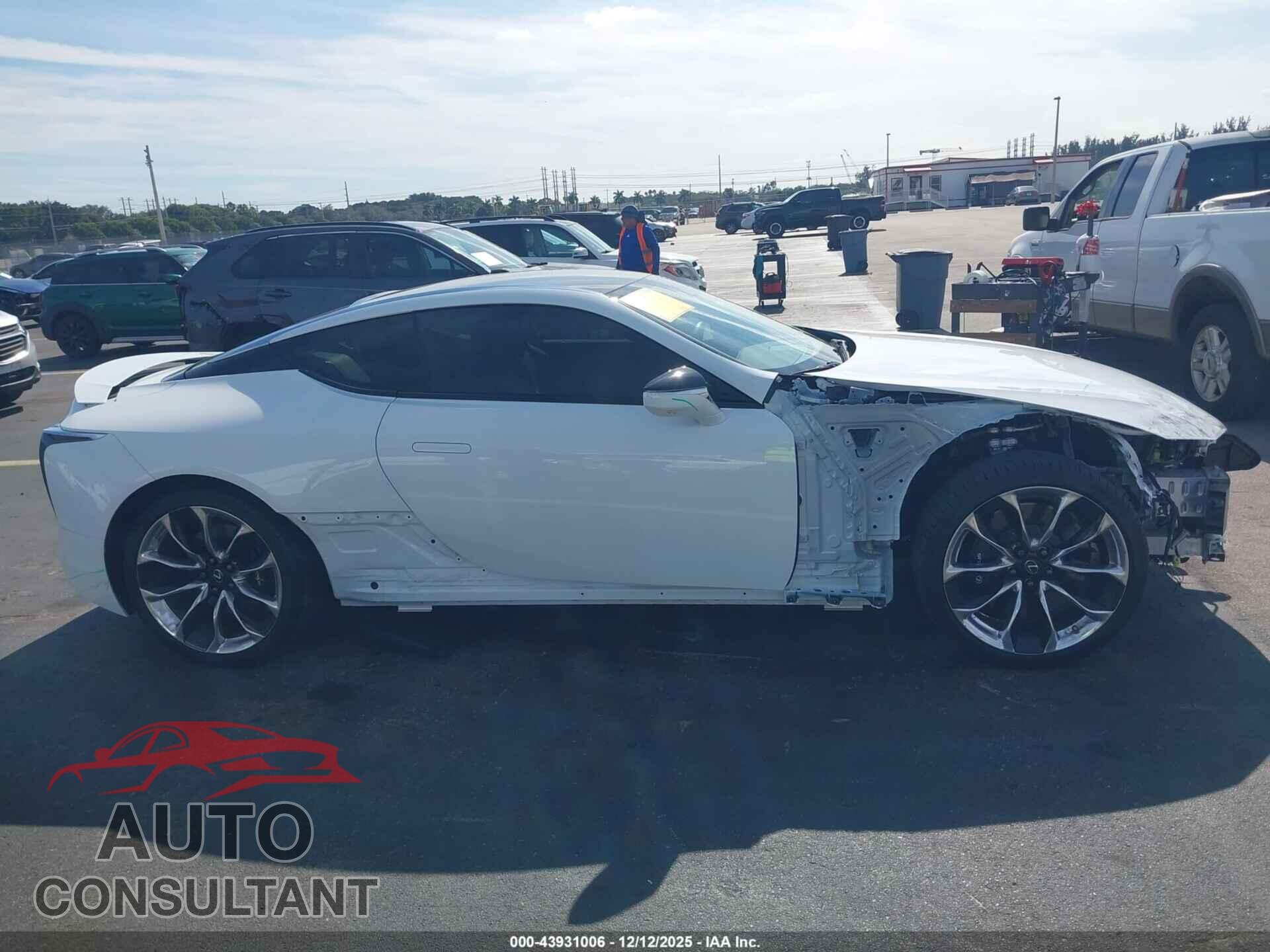 LEXUS LC 500 2023 - JTHBP5AY9PA107265