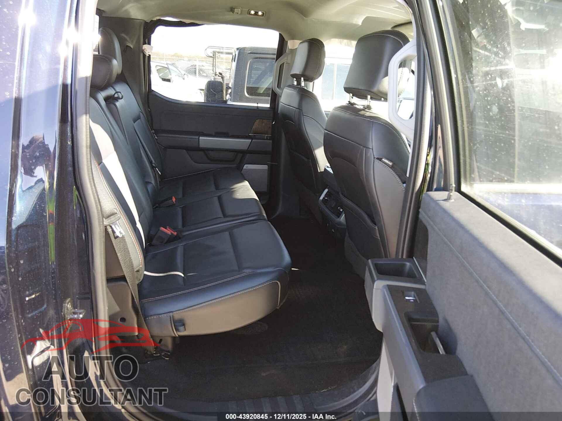 FORD F-150 2023 - 1FTFW1E86PFA43648