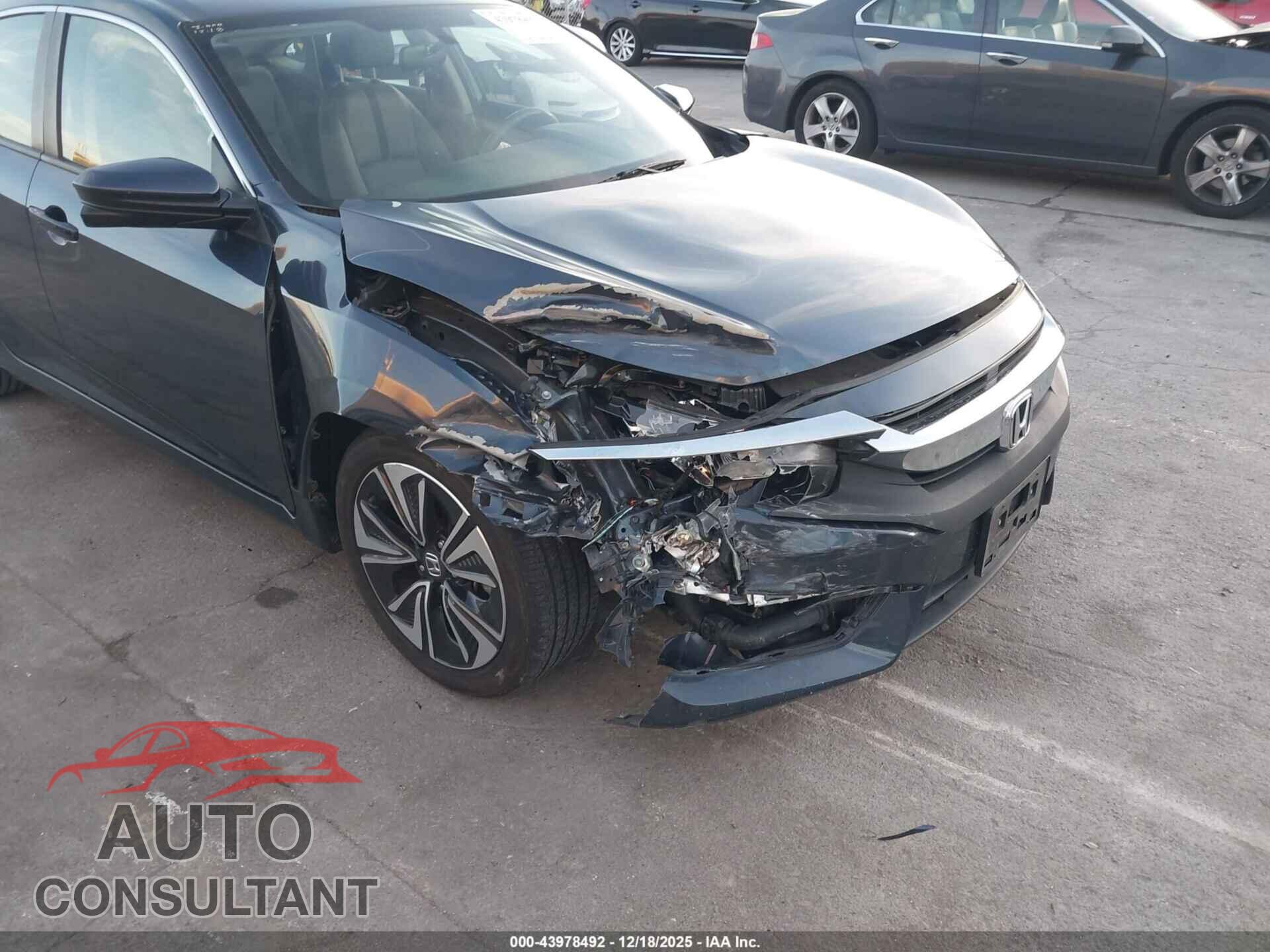 HONDA CIVIC 2018 - JHMFC1F34JX005170