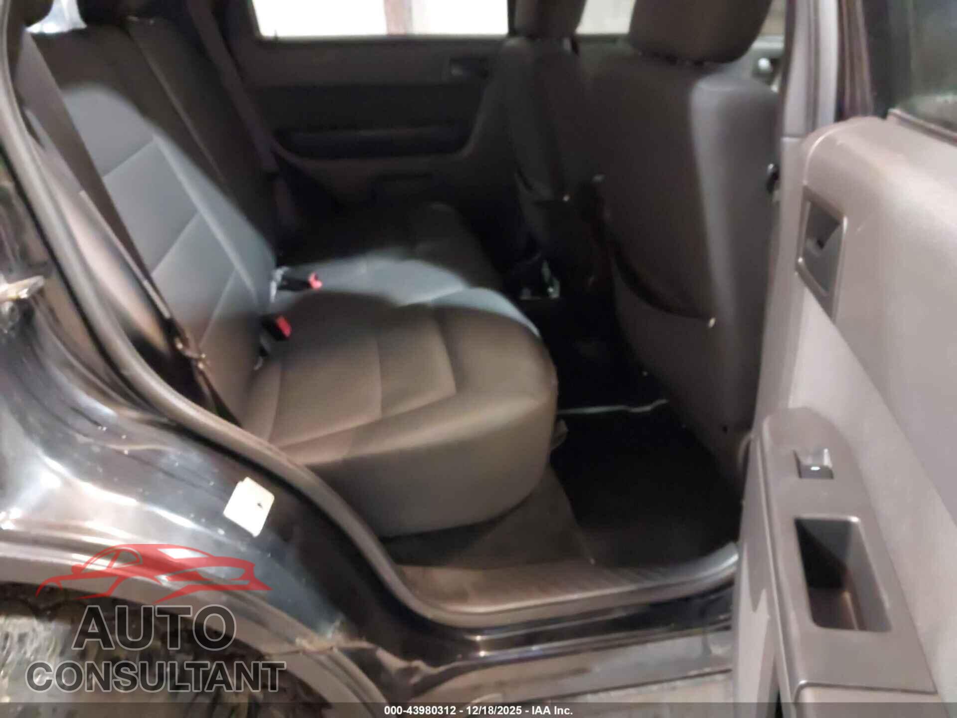 FORD ESCAPE 2012 - 1FMCU0DG9CKB76204