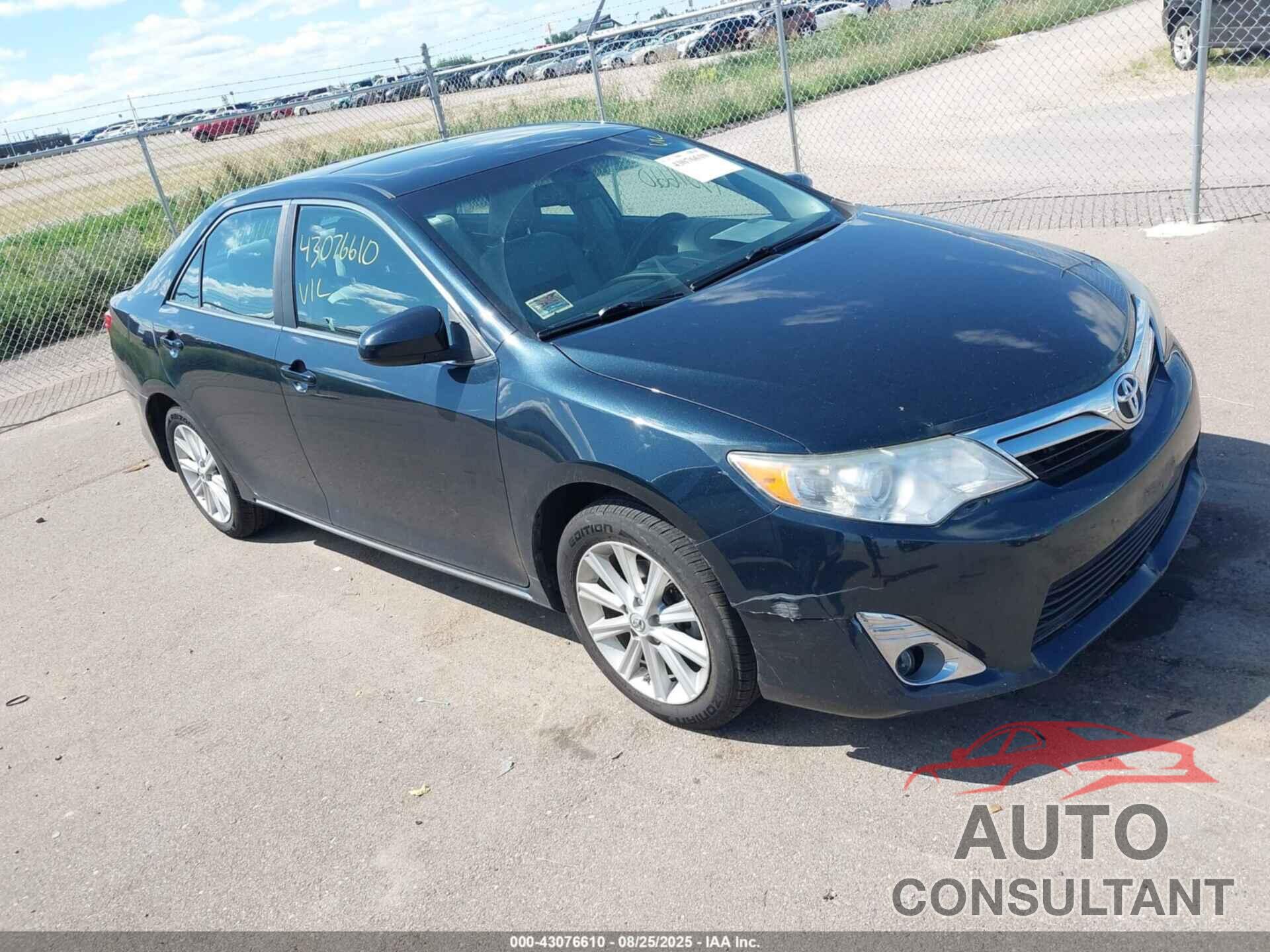 TOYOTA CAMRY 2014 - 4T1BF1FK8EU817010