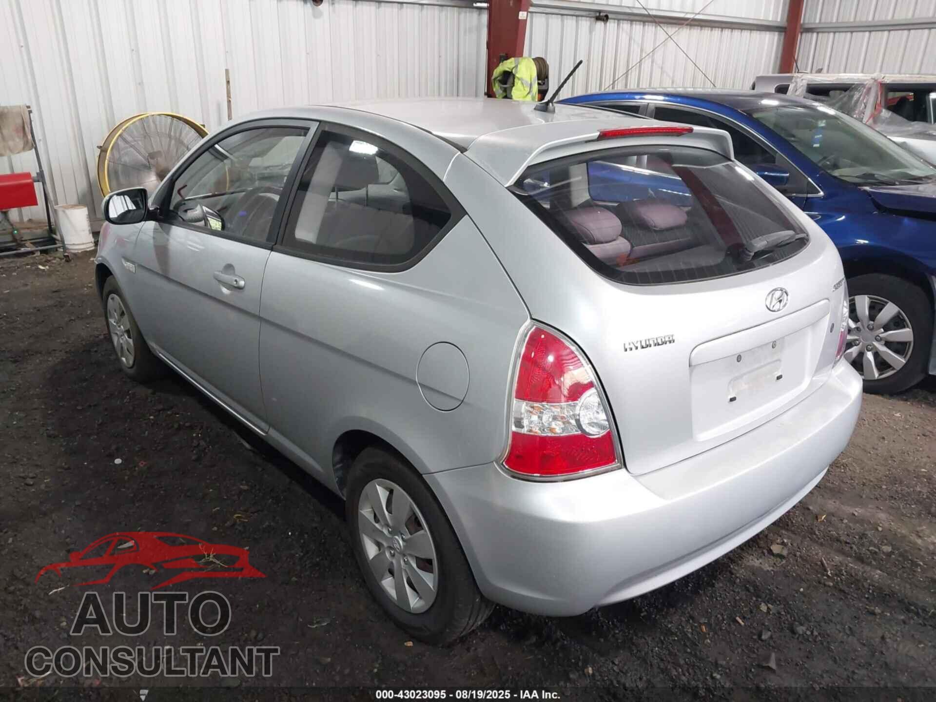 HYUNDAI ACCENT 2010 - KMHCM3AC0AU149588