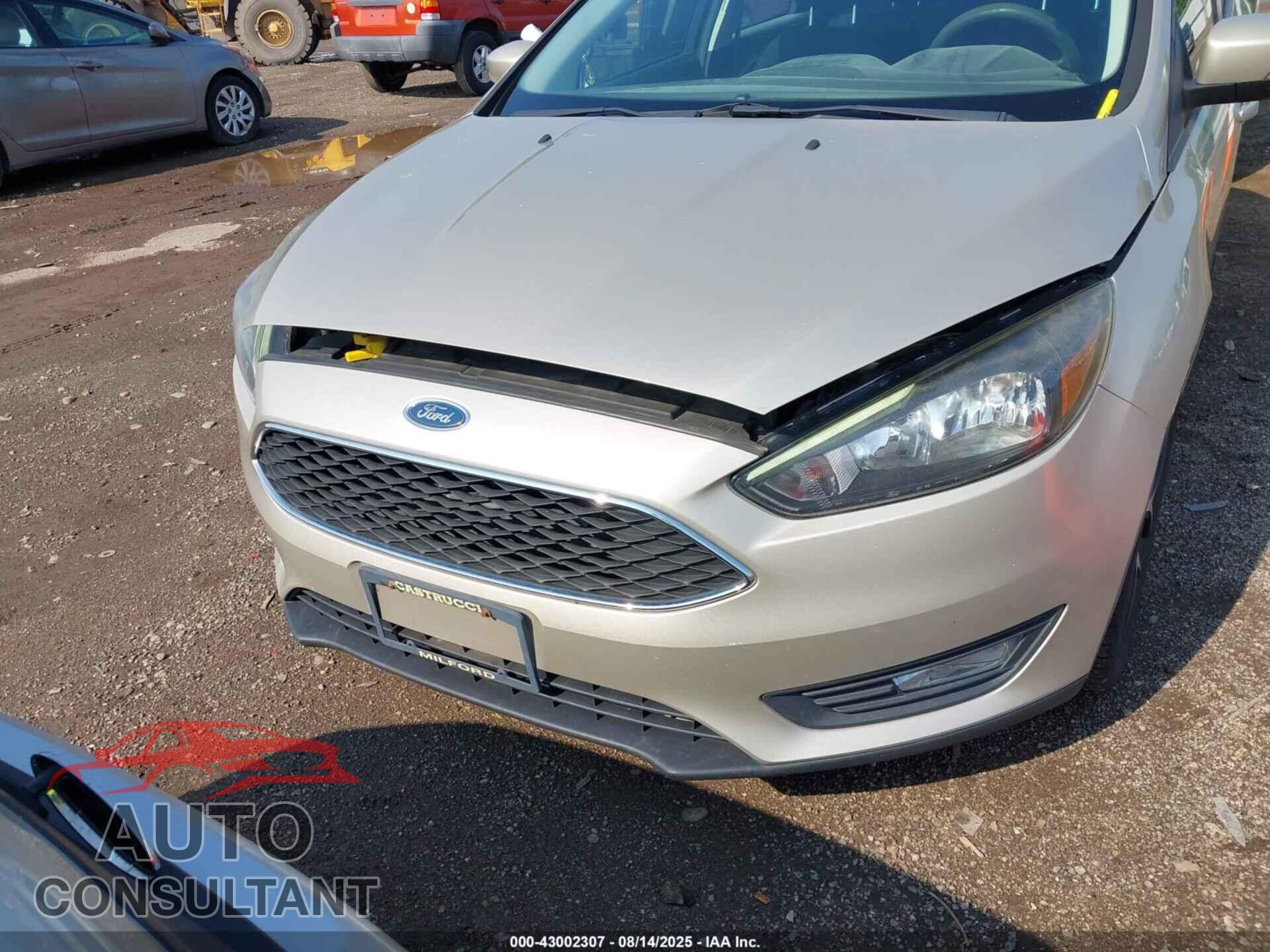FORD FOCUS 2017 - 1FADP3M24HL323784