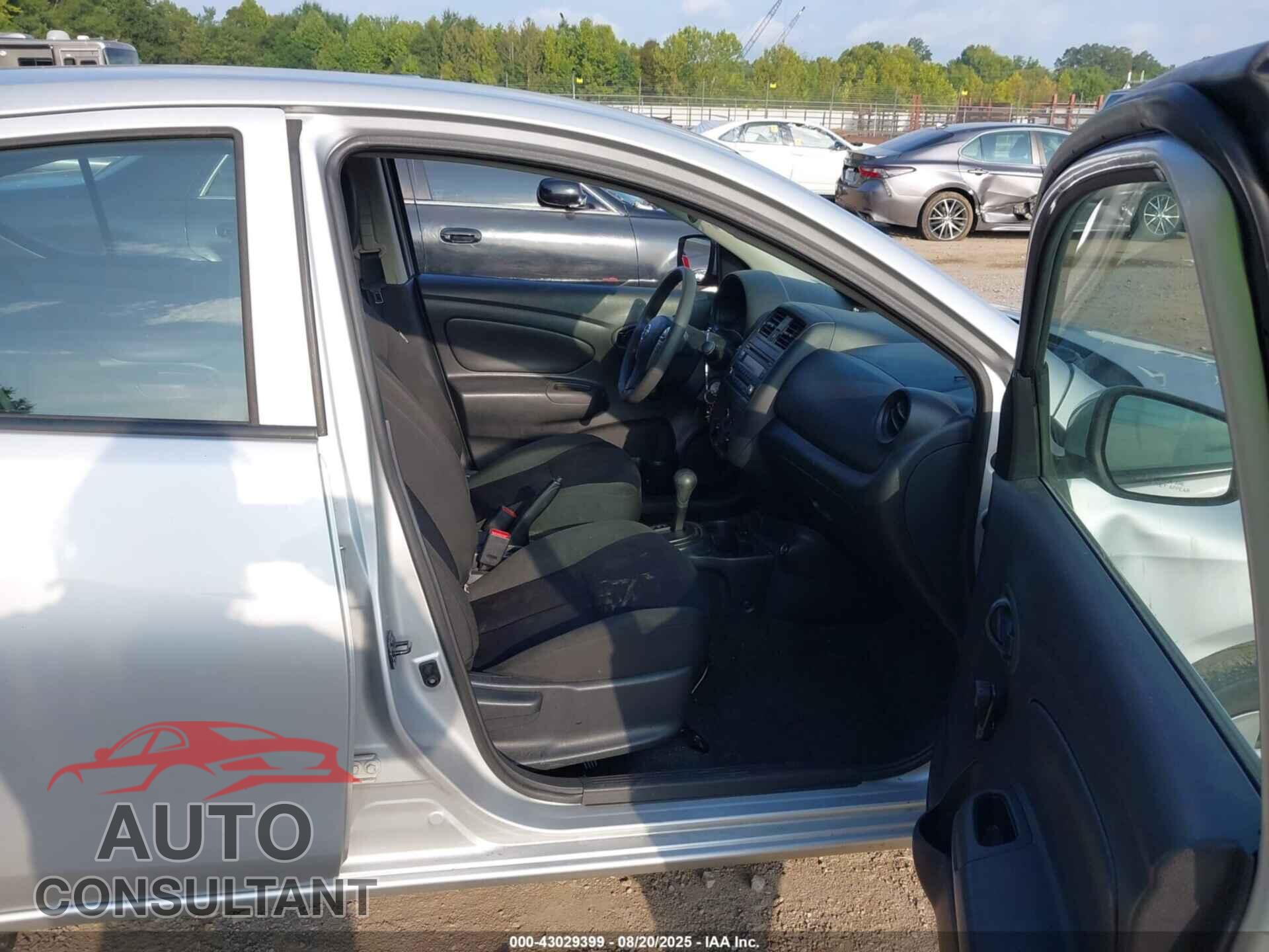 NISSAN VERSA 2018 - 3N1CN7AP4JL830345