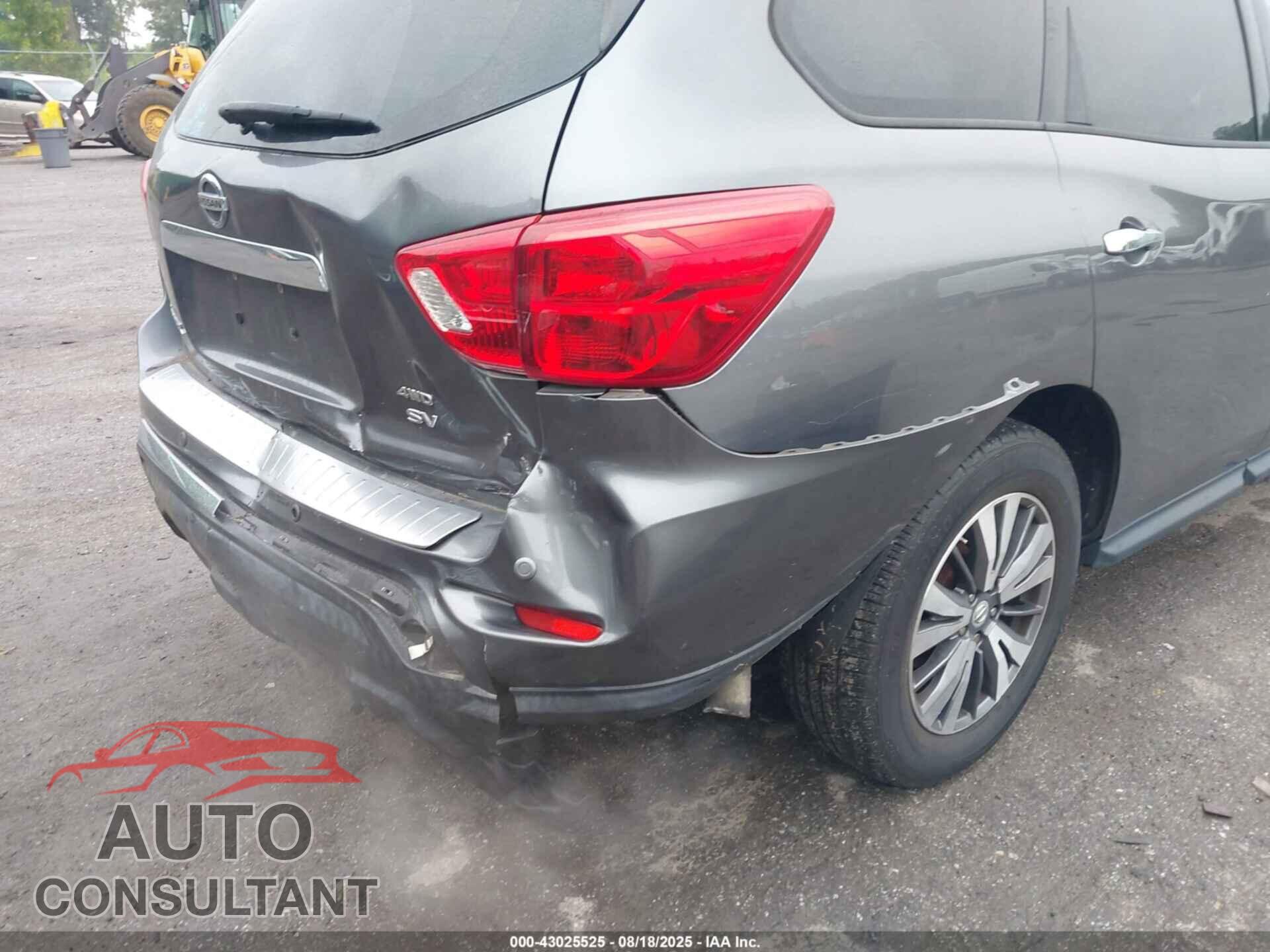 NISSAN PATHFINDER 2017 - 5N1DR2MM4HC689353