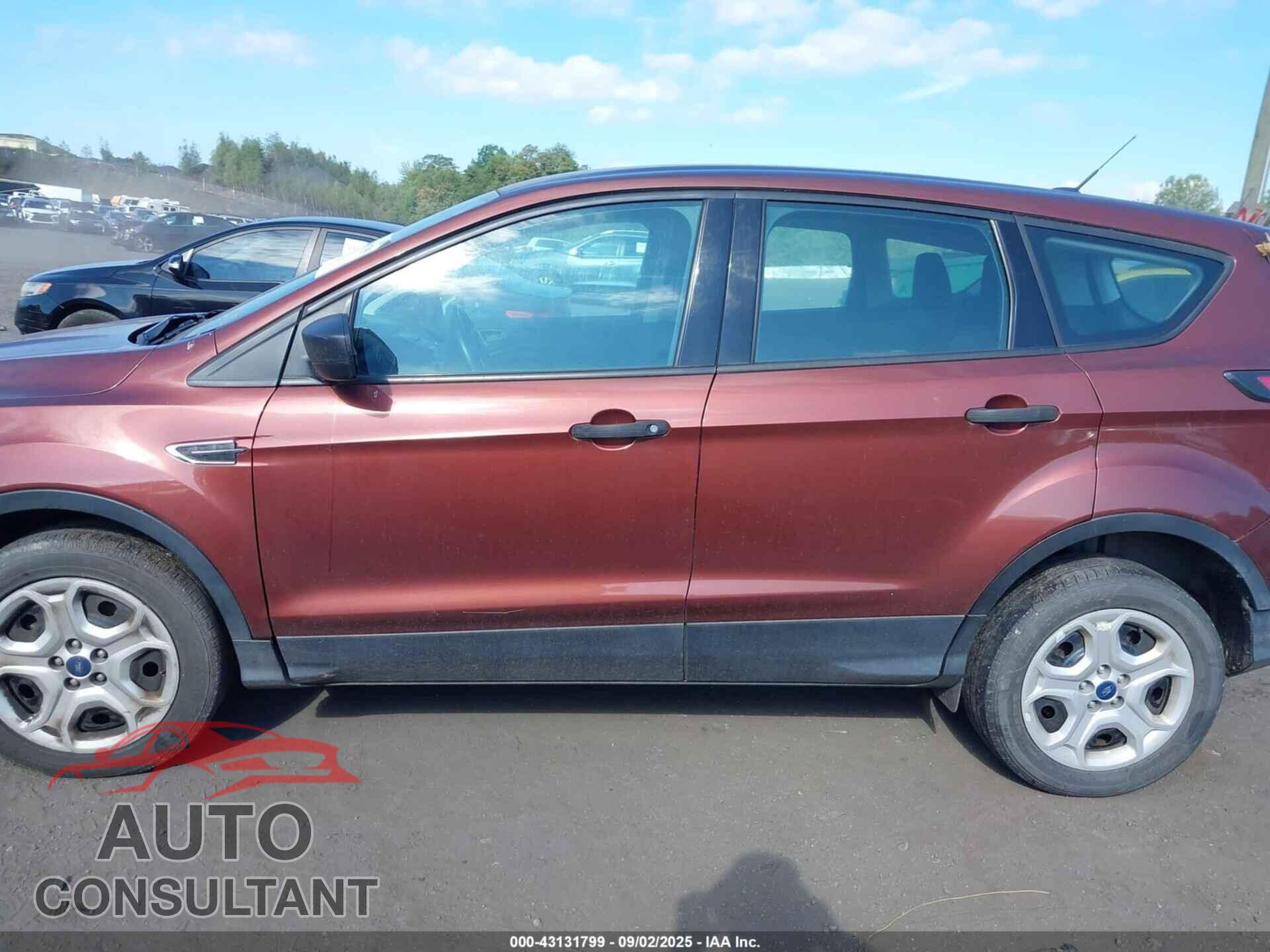 FORD ESCAPE 2018 - 1FMCU0F79JUC00533