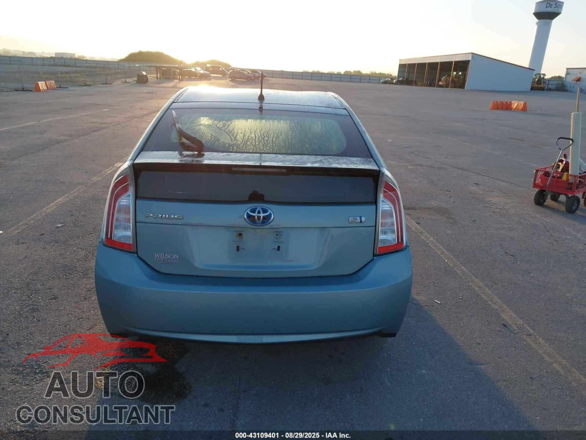 TOYOTA PRIUS 2013 - JTDKN3DU4D1660776