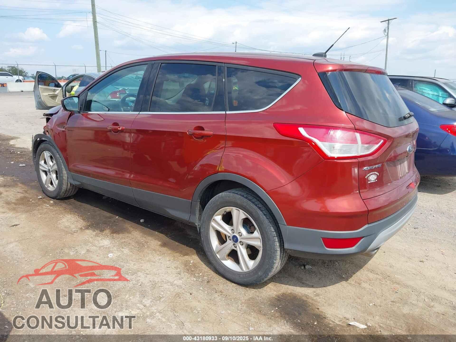 FORD ESCAPE 2016 - 1FMCU0GX4GUC19675