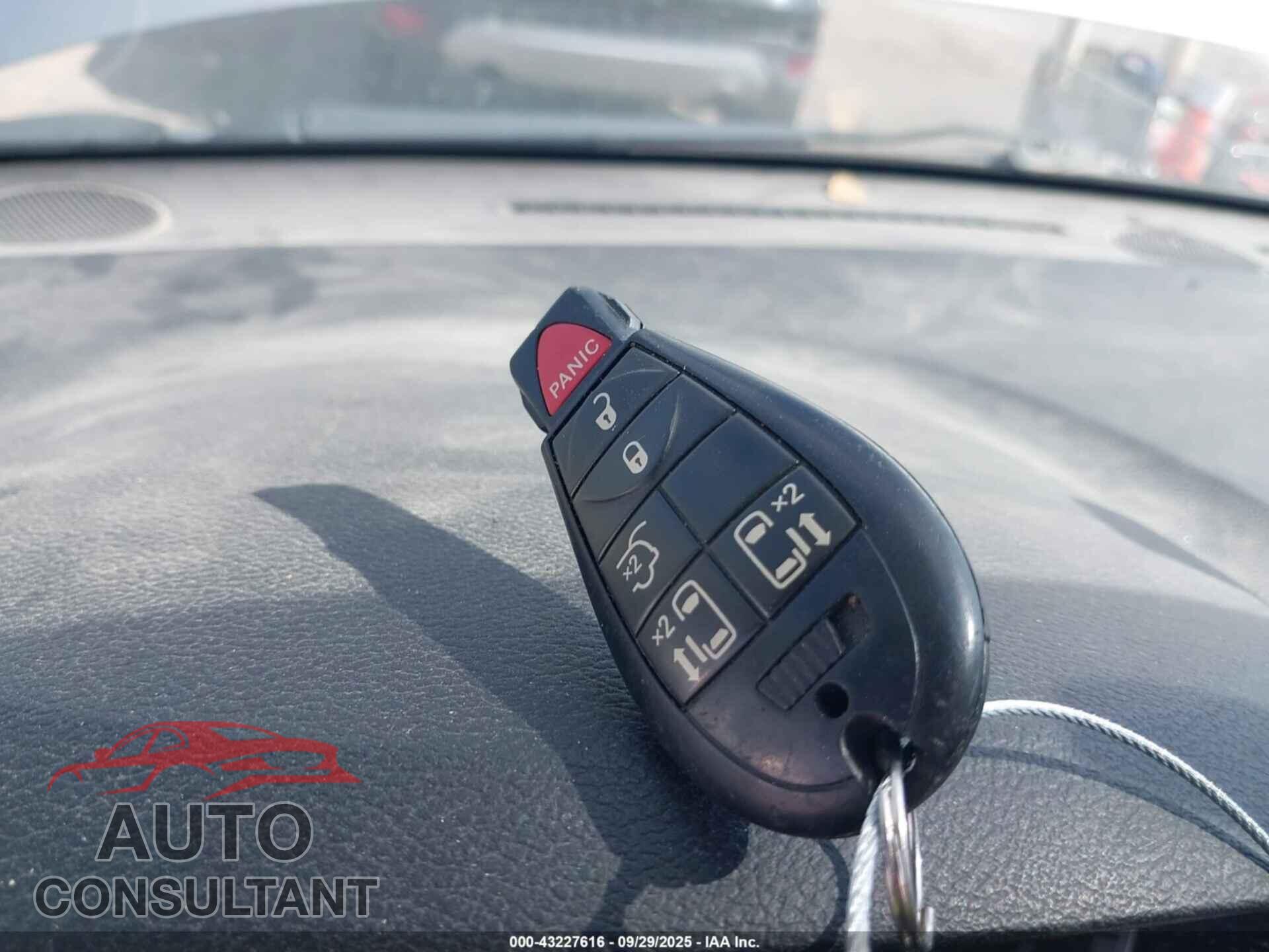 DODGE GRAND CARAVAN 2016 - 2C4RDGCG8GR381450
