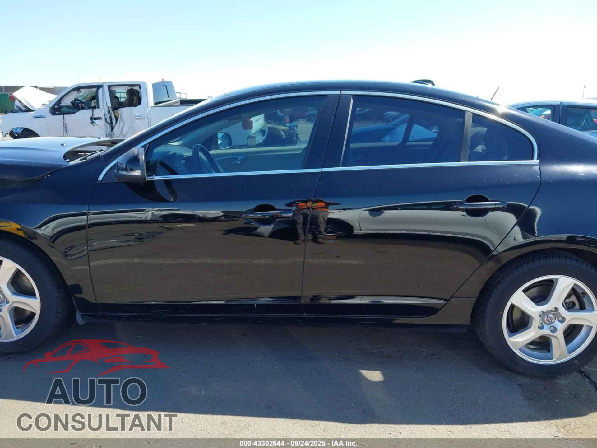 VOLVO S60 2013 - YV1612FS4D2233251