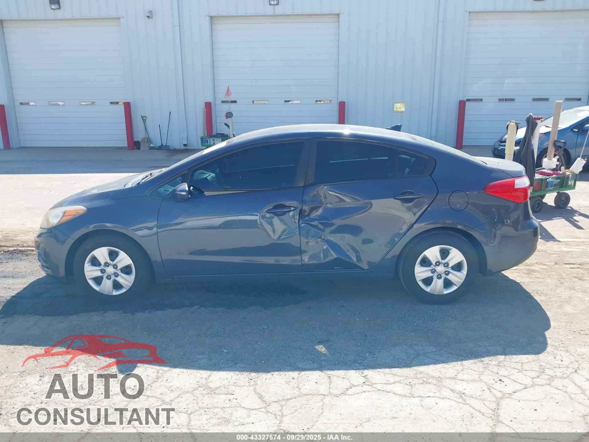 KIA FORTE 2015 - KNAFX4A64F5393106