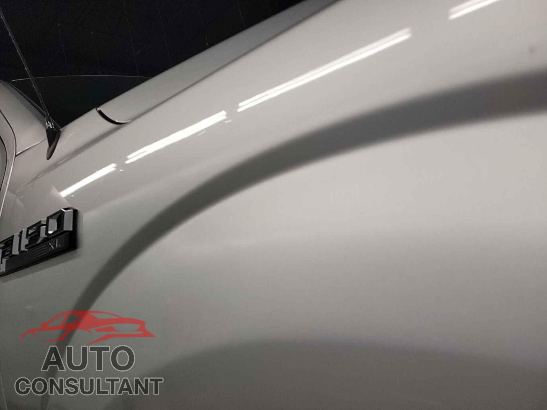 FORD F-150 2017 - 1FTMF1C88HKD13093