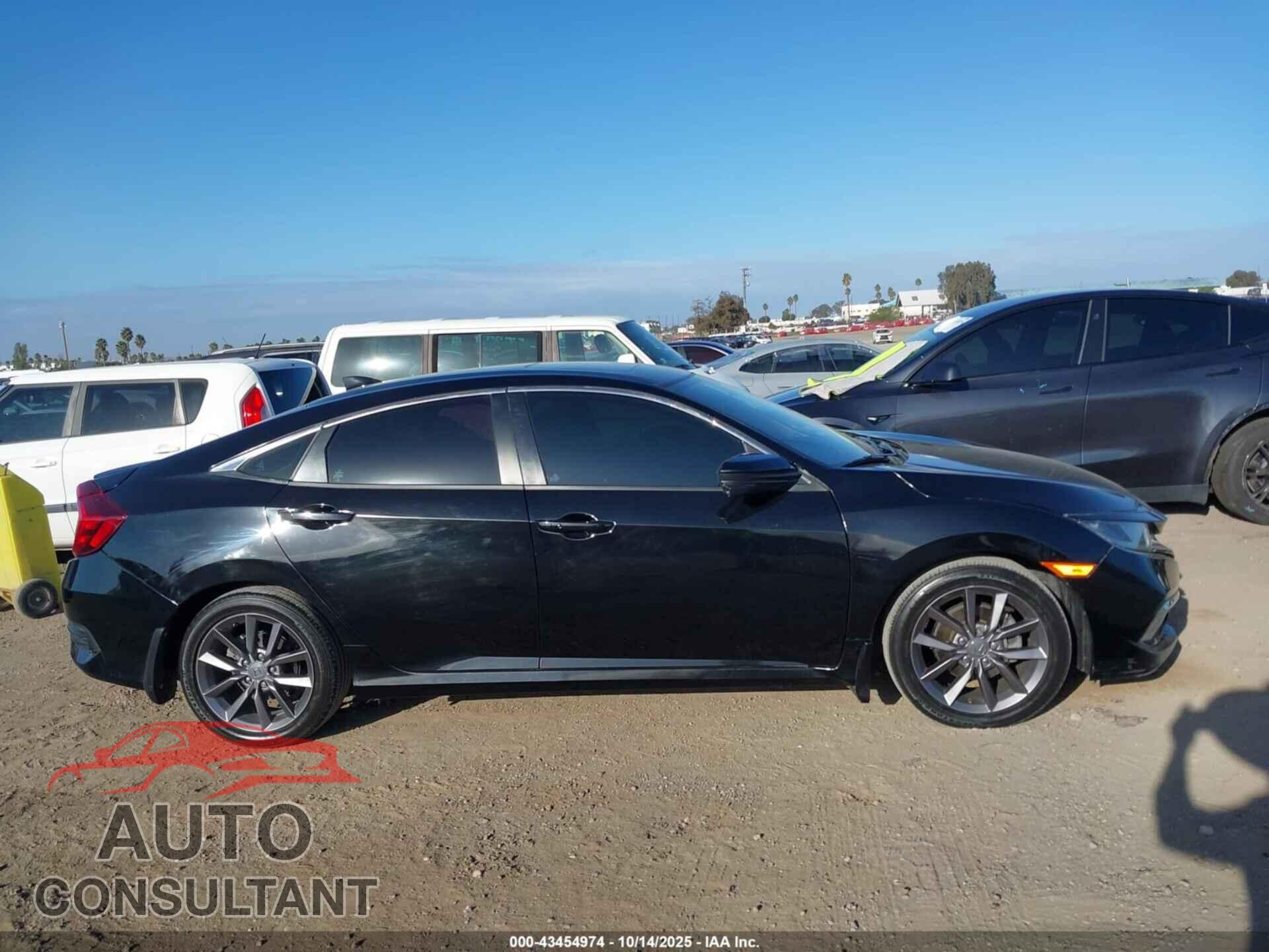 HONDA CIVIC 2021 - 19XFC1F39ME207685