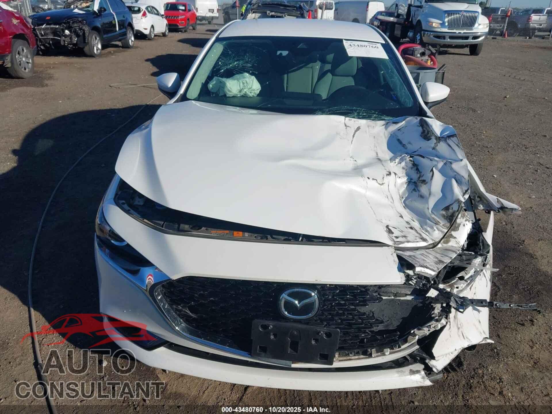 MAZDA MAZDA3 2019 - 3MZBPADL8KM112461