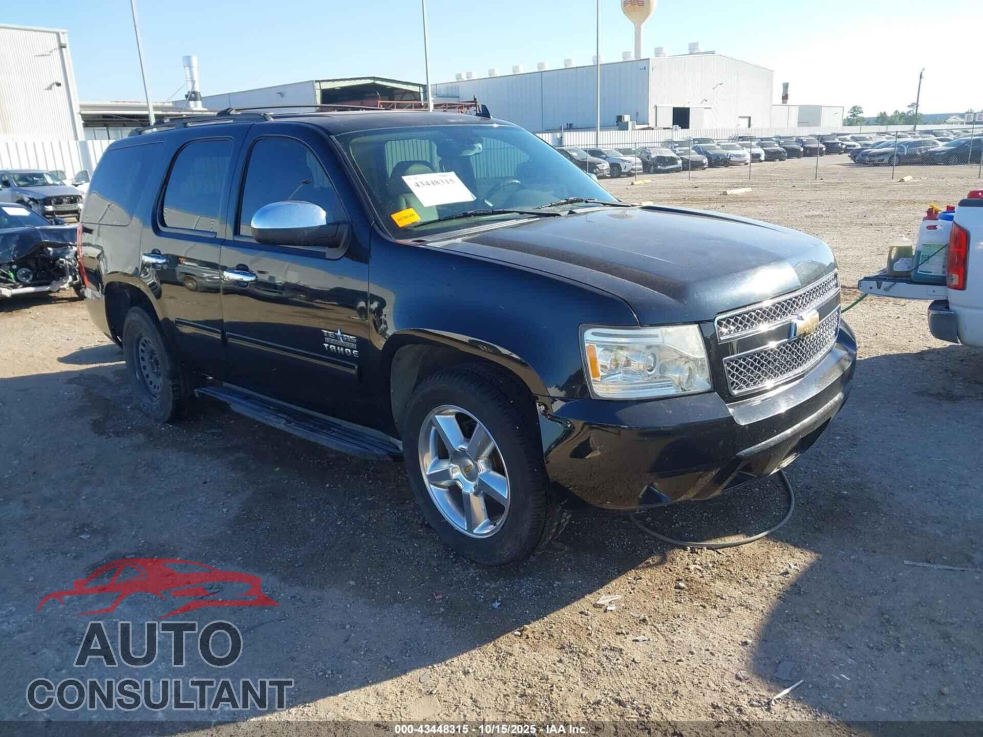 CHEVROLET TAHOE 2011 - 1GNSCAE07BR351279
