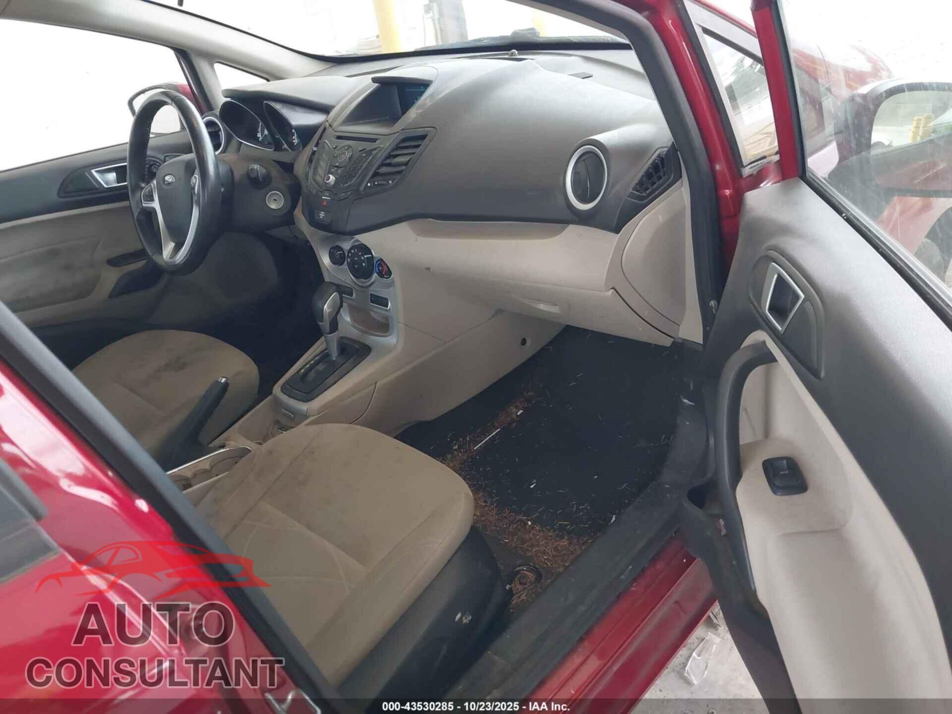 FORD FIESTA 2015 - 3FADP4BJ9FM203765