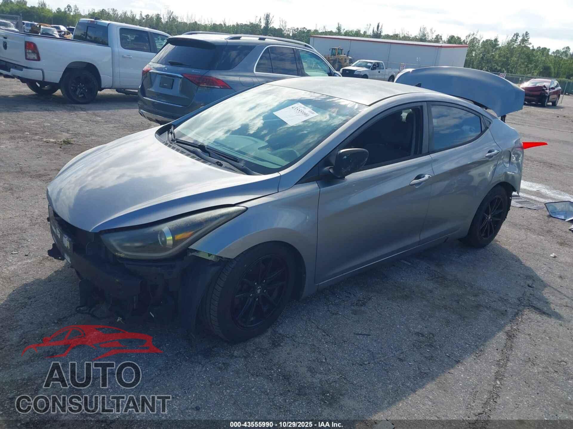 HYUNDAI ELANTRA 2013 - KMHDH4AE3DU583332
