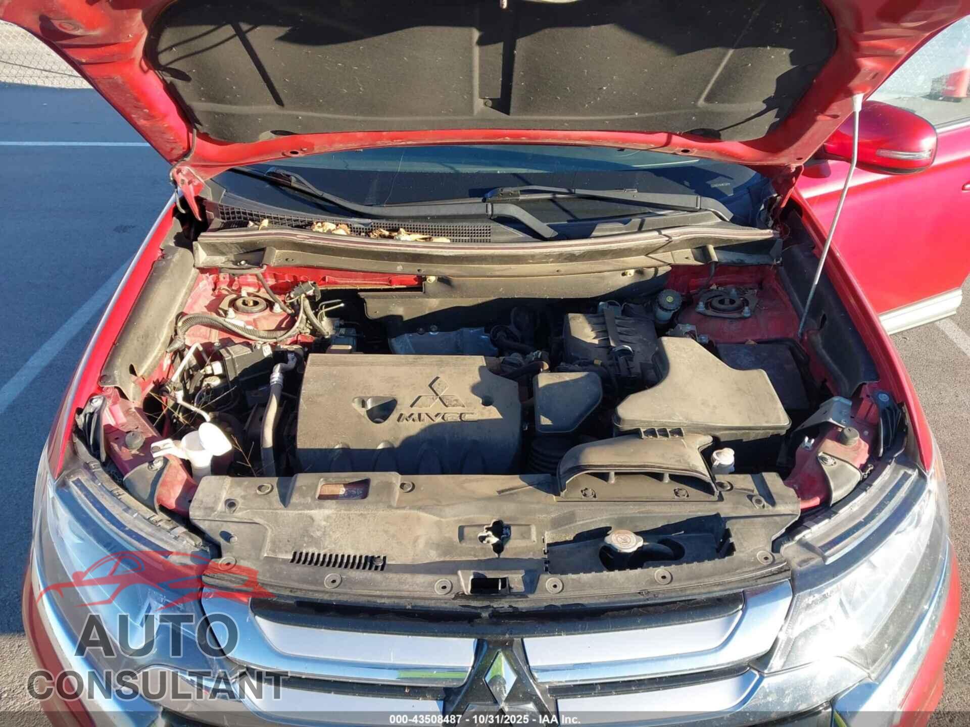 MITSUBISHI OUTLANDER 2018 - JA4AZ3A38JZ025353
