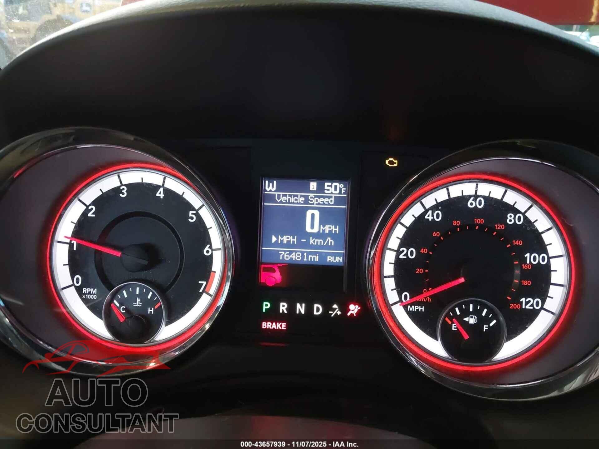DODGE GRAND CARAVAN 2013 - 2C4RDGDG7DR556975