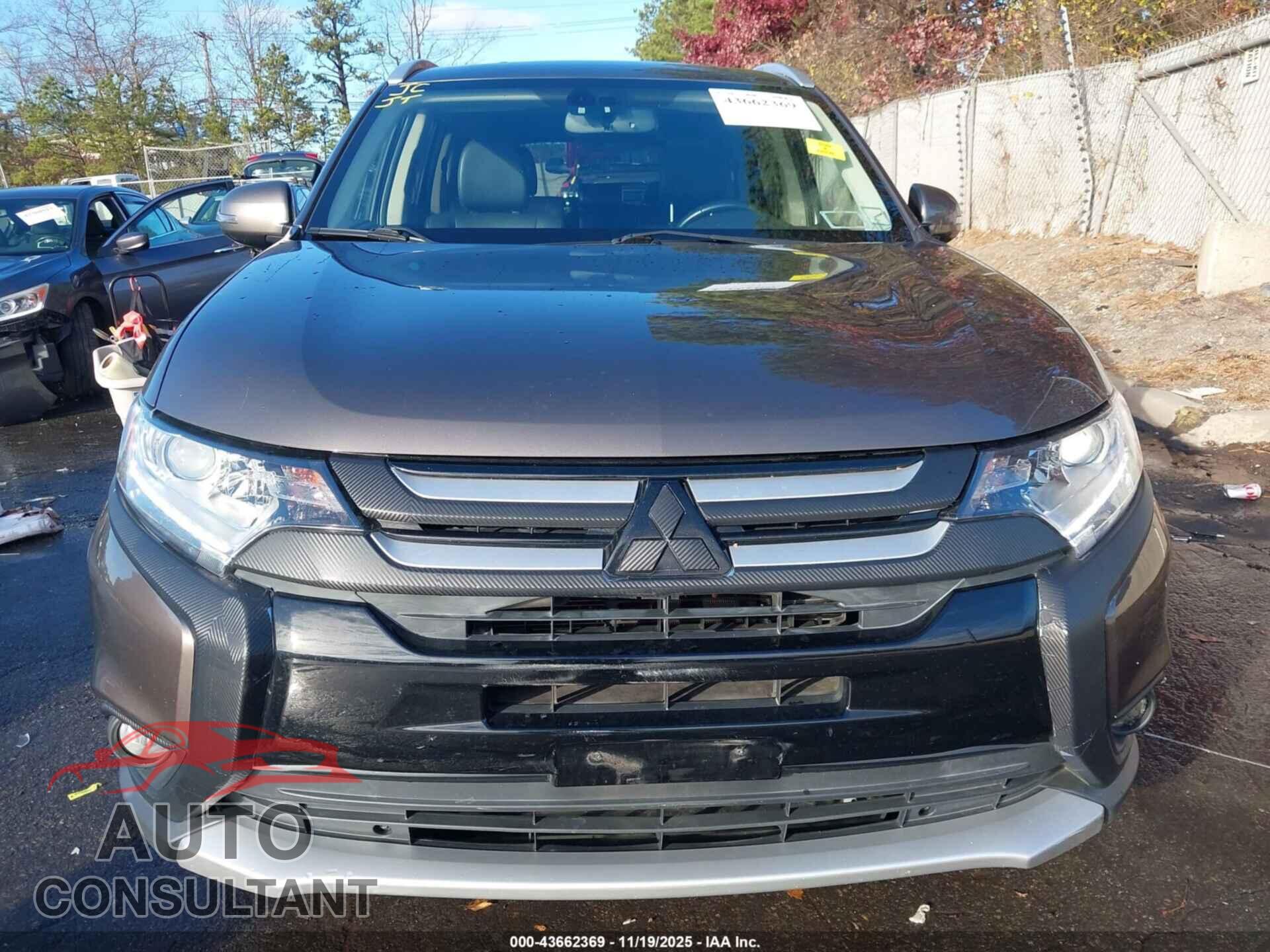 MITSUBISHI OUTLANDER 2017 - JA4AZ3A37HZ015942