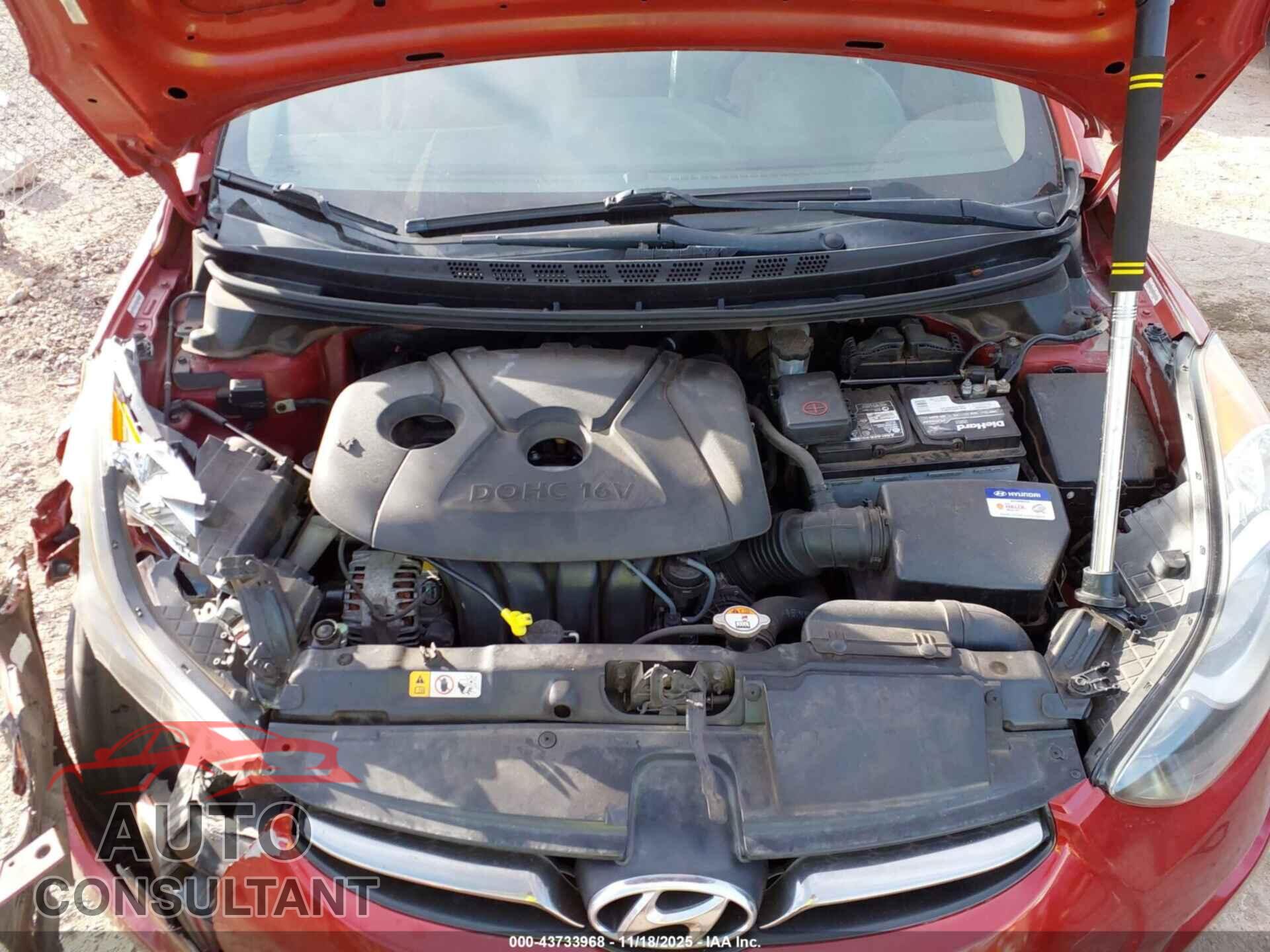 HYUNDAI ELANTRA 2012 - KMHDH4AE6CU244885