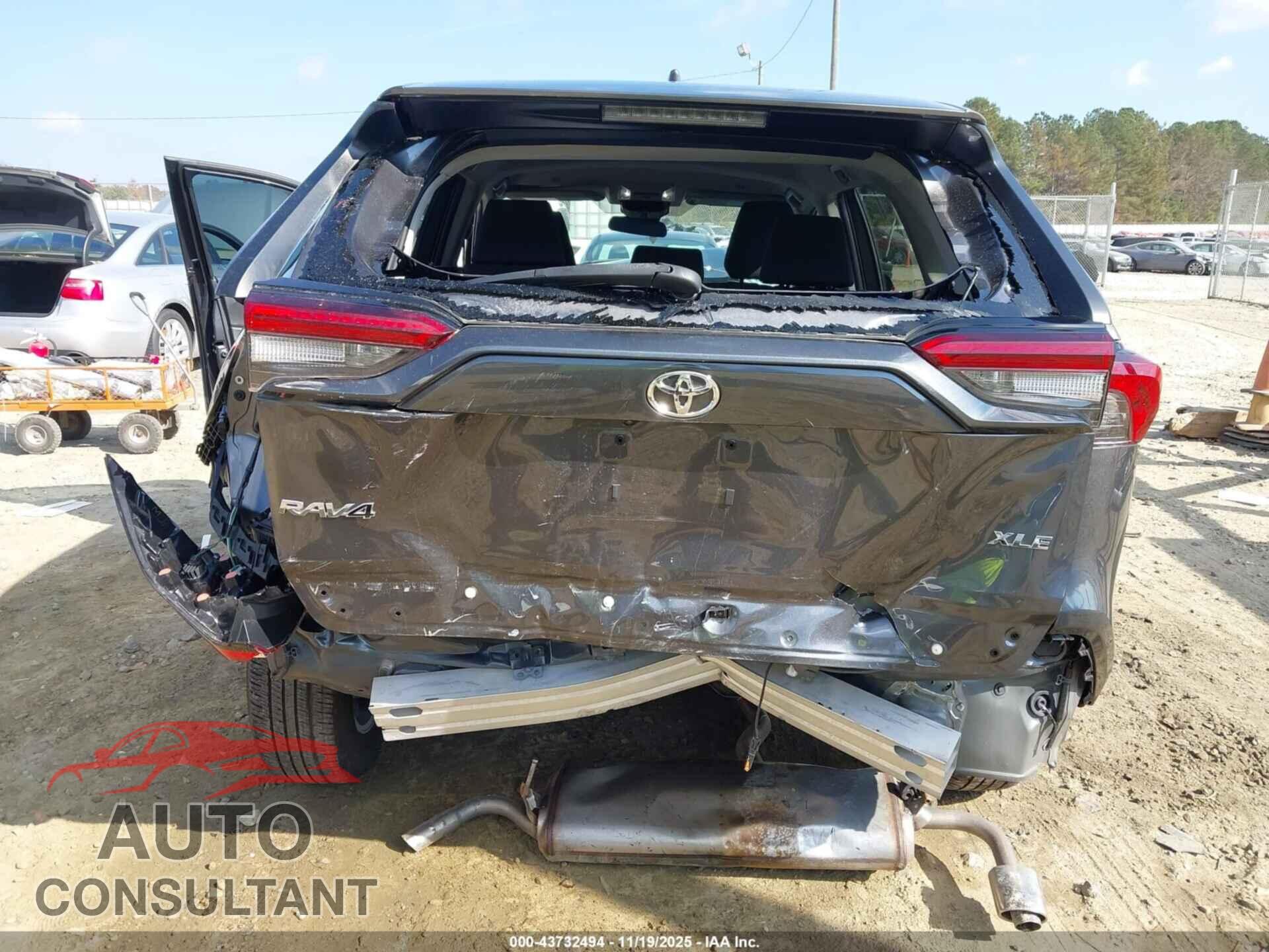 TOYOTA RAV4 2023 - 2T3W1RFV5PC248993
