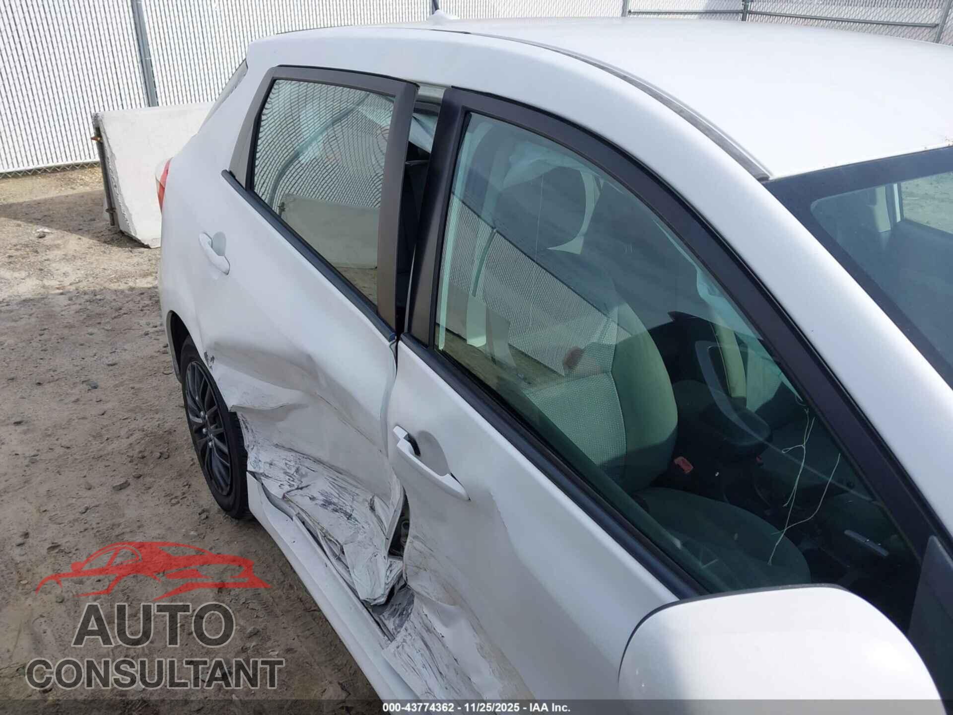 TOYOTA MATRIX 2009 - 2T1KU40E39C140367