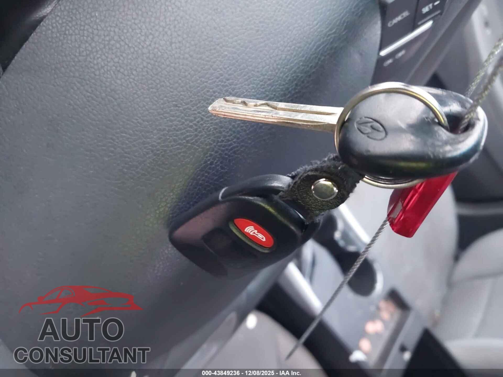 HYUNDAI SONATA 2013 - 5NPEB4AC2DH789485