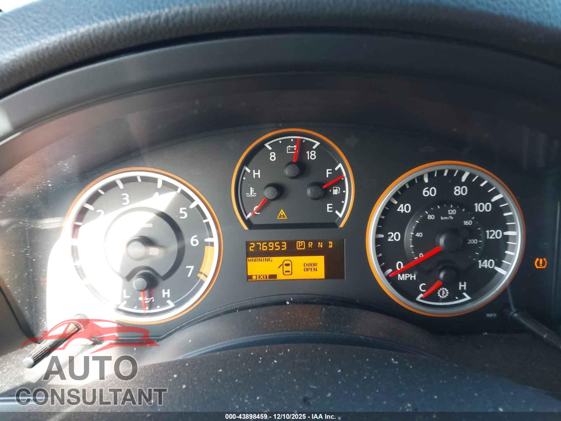 NISSAN ARMADA 2011 - 5N1BA0ND2BN617306
