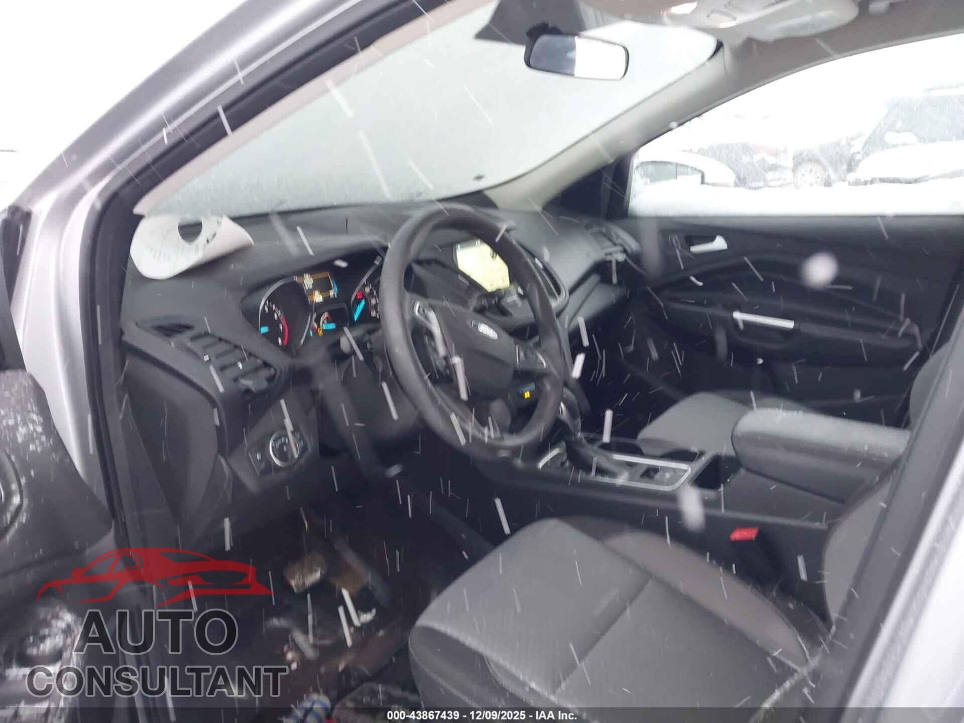FORD ESCAPE 2019 - 1FMCU9GD3KUC51391