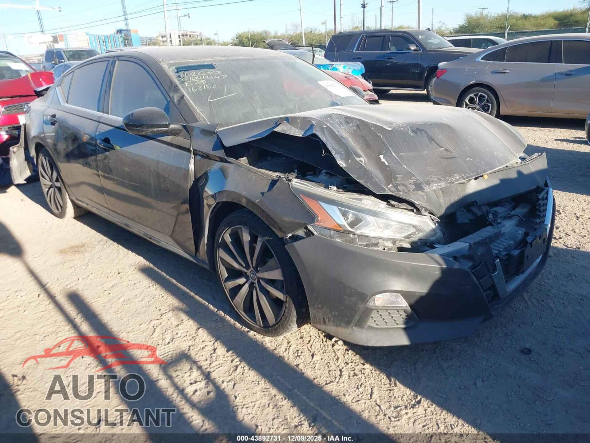 NISSAN ALTIMA 2019 - 1N4BL4CV8KC163162