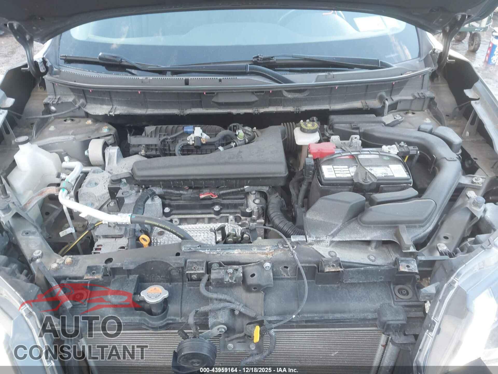 NISSAN ROGUE 2017 - KNMAT2MVXHP529925