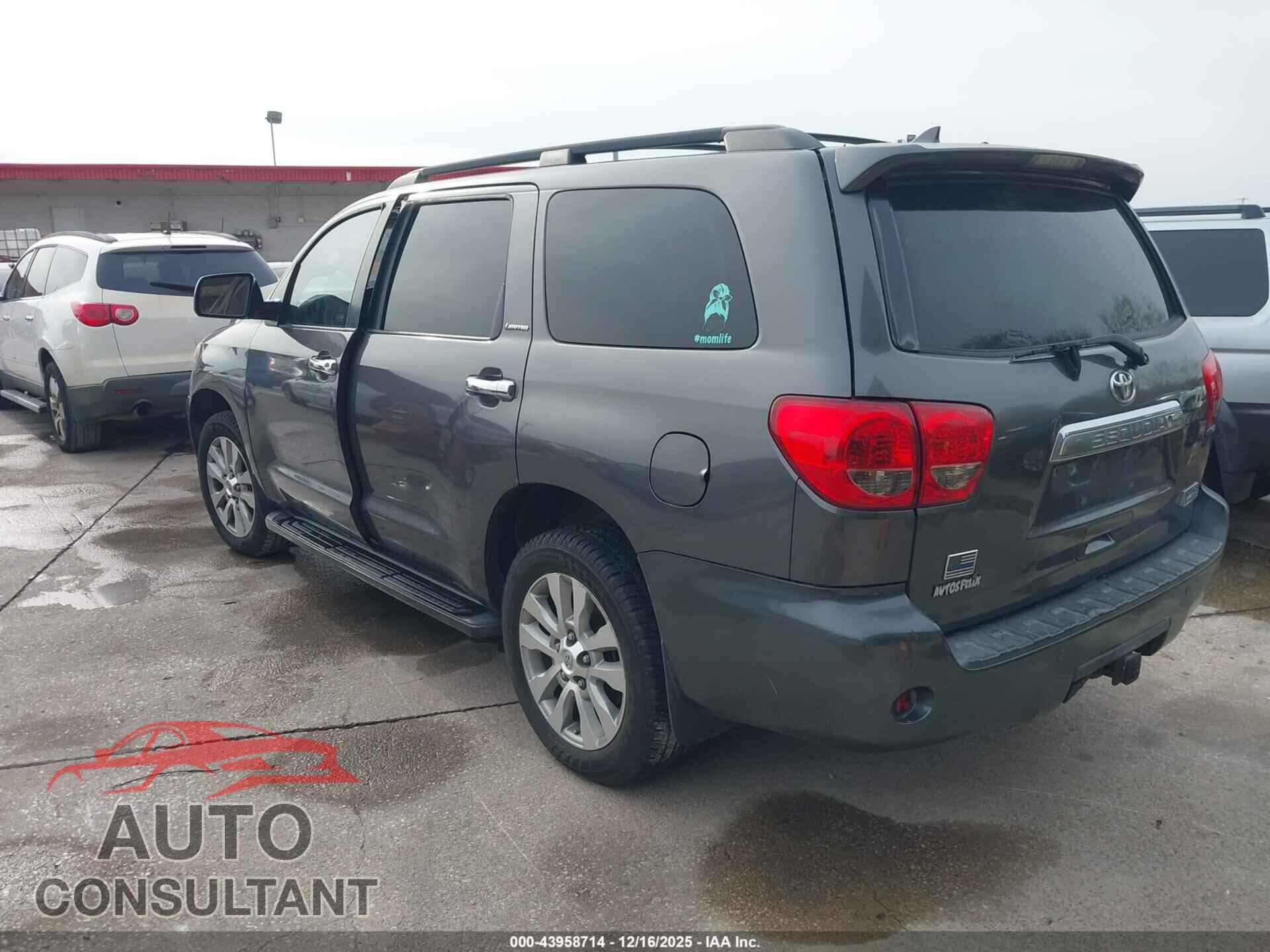 TOYOTA SEQUOIA 2011 - 5TDKY5G12BS031716
