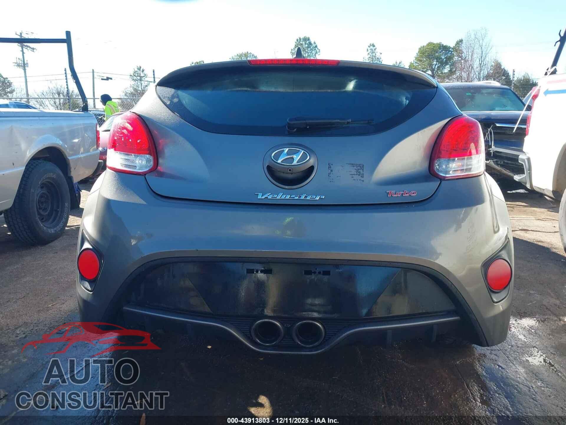 HYUNDAI VELOSTER 2015 - KMHTC6AEXFU225847