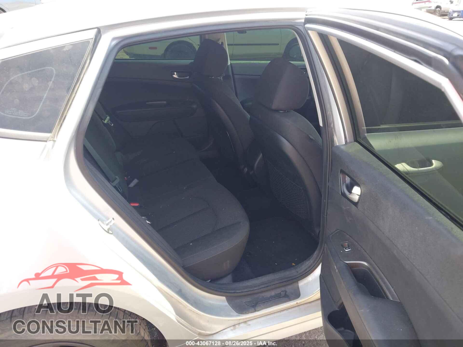 KIA OPTIMA 2019 - 5XXGT4L39KG357469