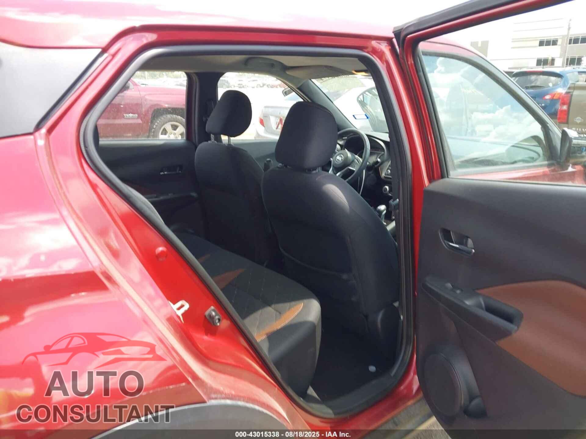 NISSAN KICKS 2020 - 3N1CP5DV8LL552335