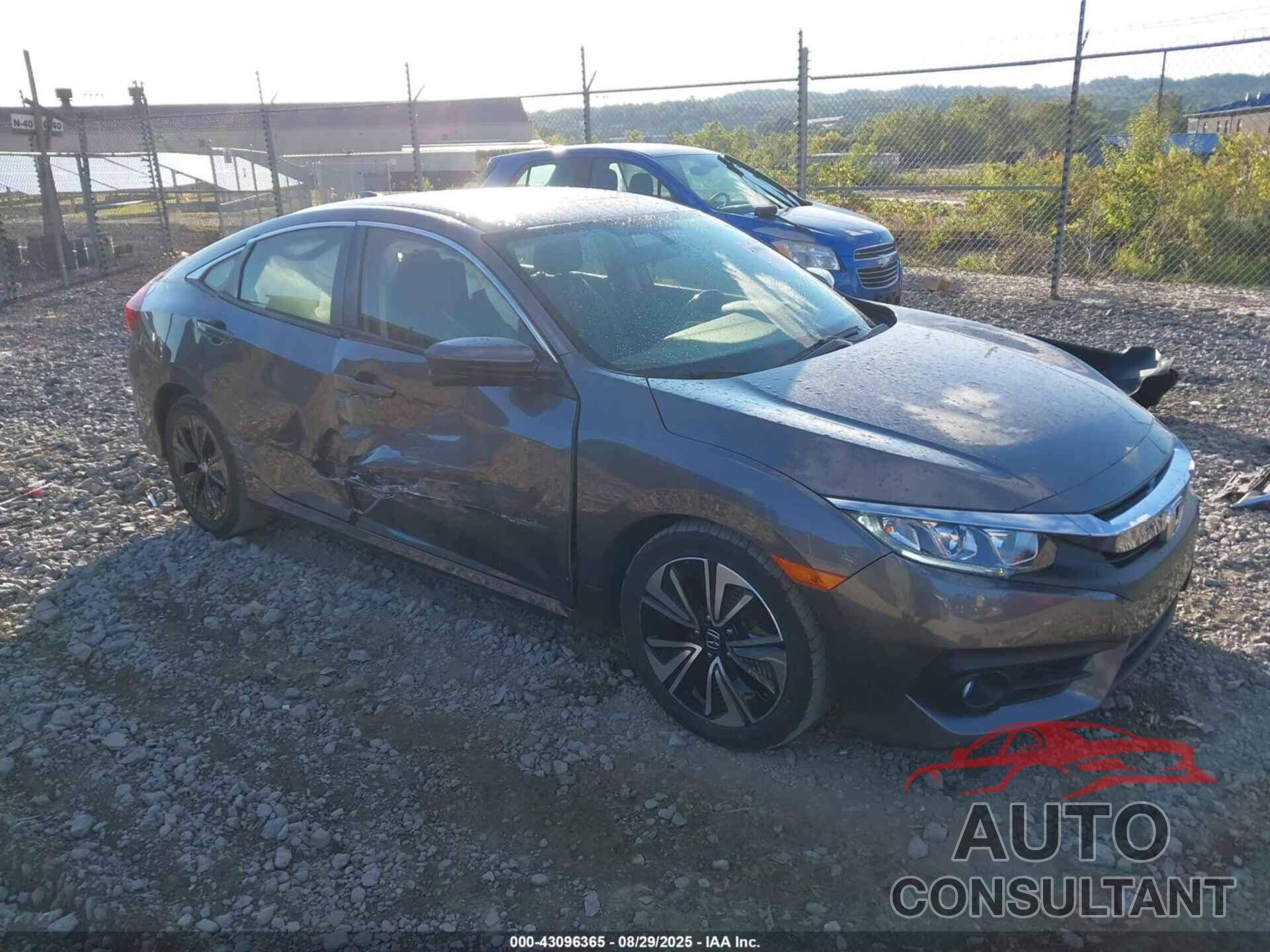 HONDA CIVIC 2018 - JHMFC1F31JX014179