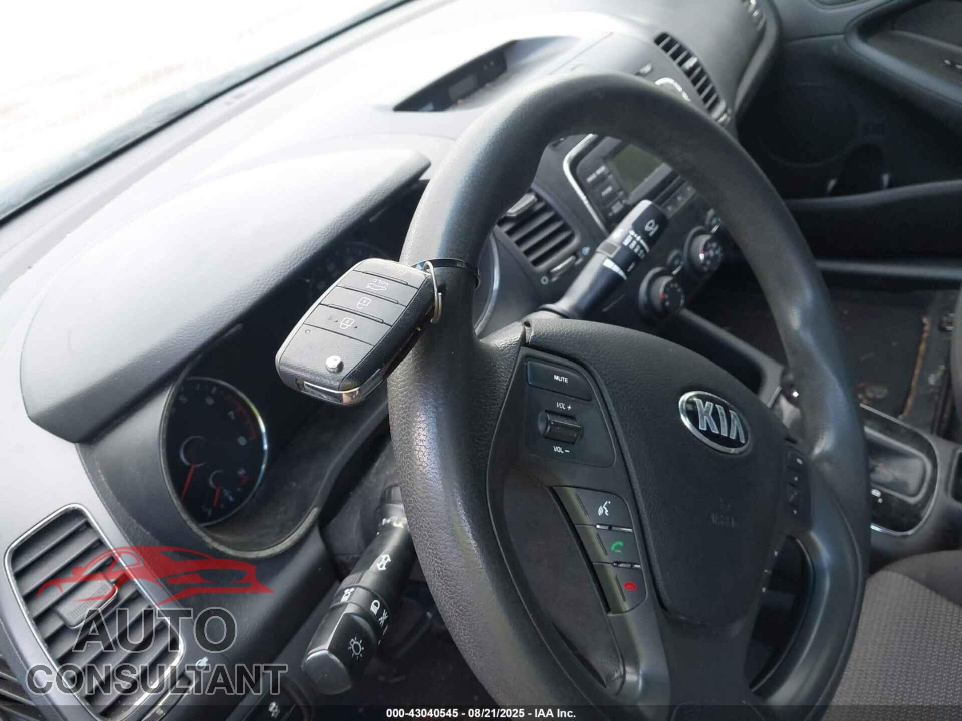 KIA FORTE 2017 - 3KPFK4A77HE104706