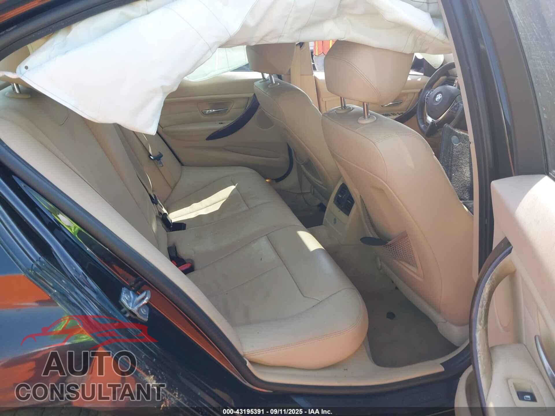 BMW 328I 2014 - WBA3A5G59ENP27394